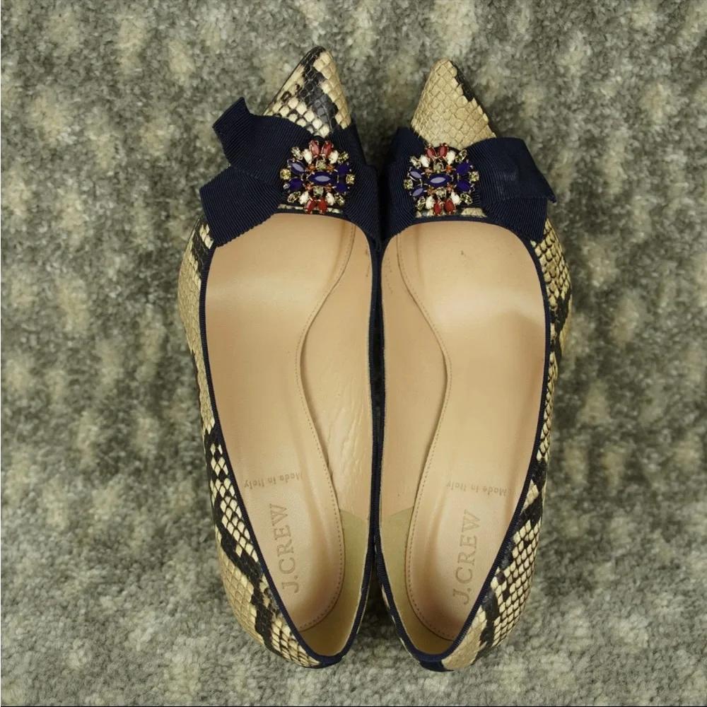 J. Crew step out